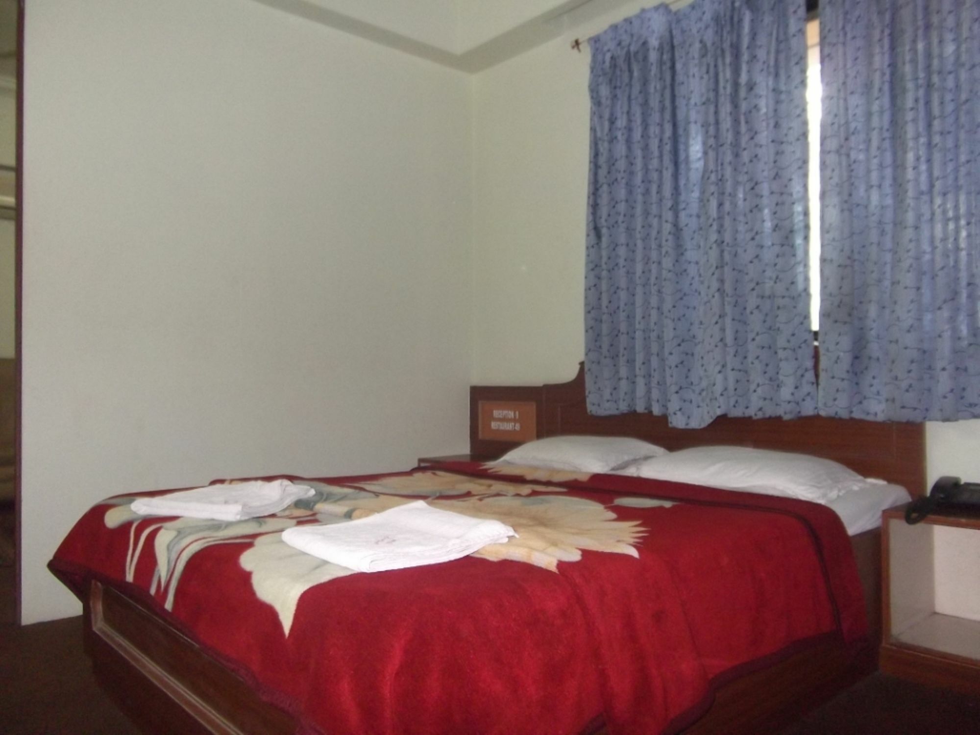 Hotel Ravikant Pune Bagian luar foto